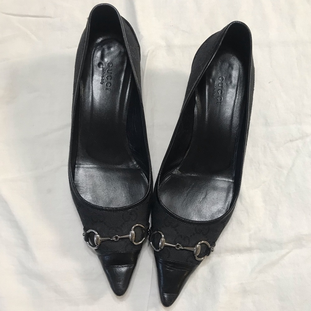 Gucci black canvas horsebit pointed-toe heels 7.5